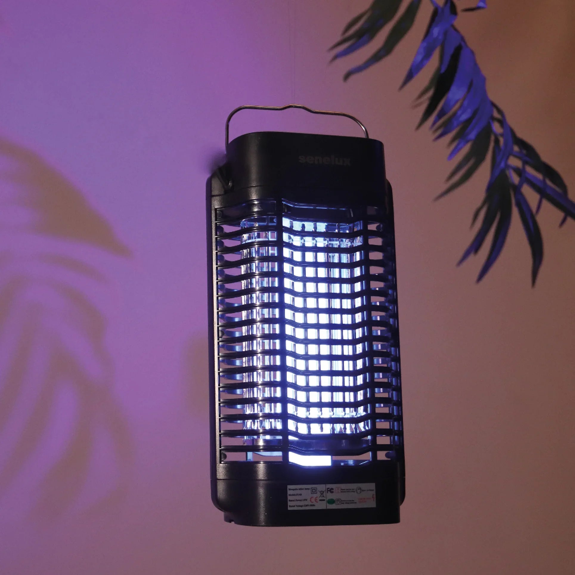 Refurbished - Senelux 18w 4200v Humane Bug Zapper with UV Light Lure