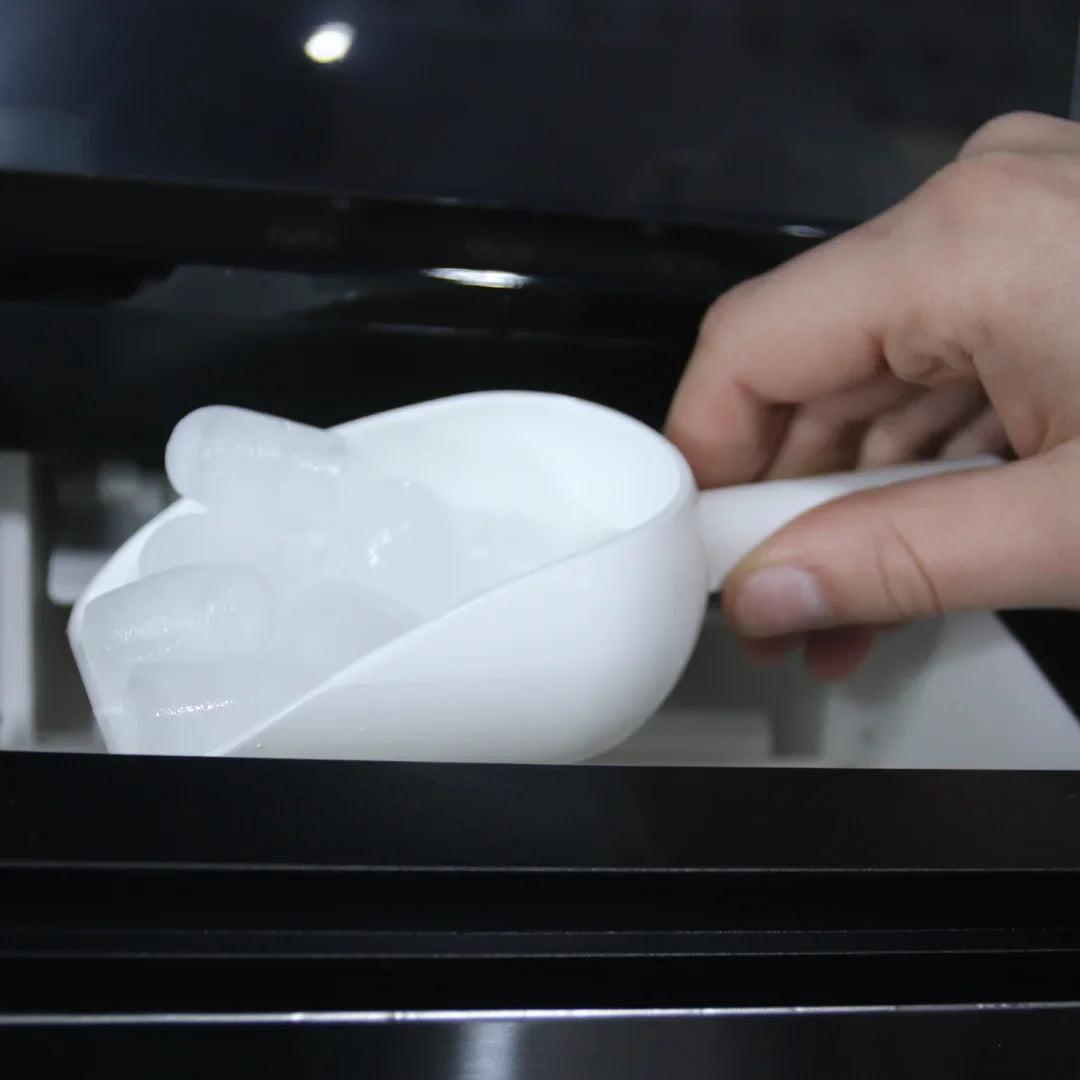 Refurbished - Counter Top Ice Maker: Produces Ice Cubes every 9 Minutes